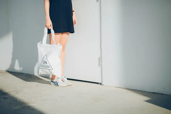 Effortless Elegance: Casual Bags for the Fashion - Forward