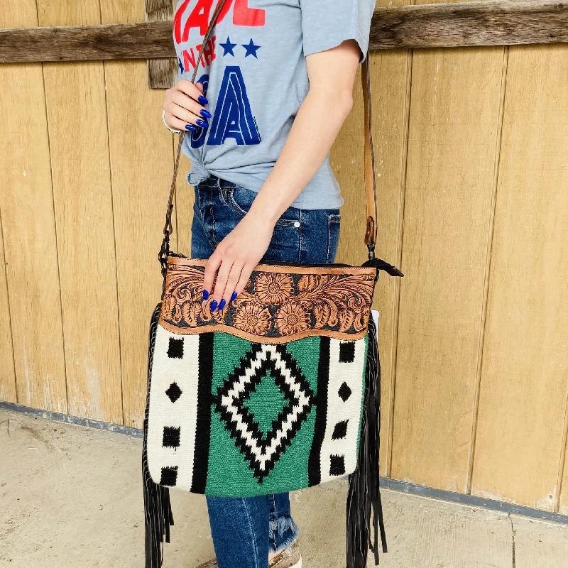 Clearance-Priced Bags American Darling Conceal Carry Green White Tooled Purse