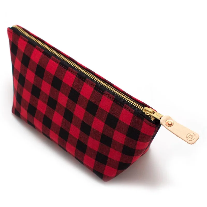 Eco-Friendly Bags For Sustainable Fashion Lovers Buffalo Check Travel Clutch